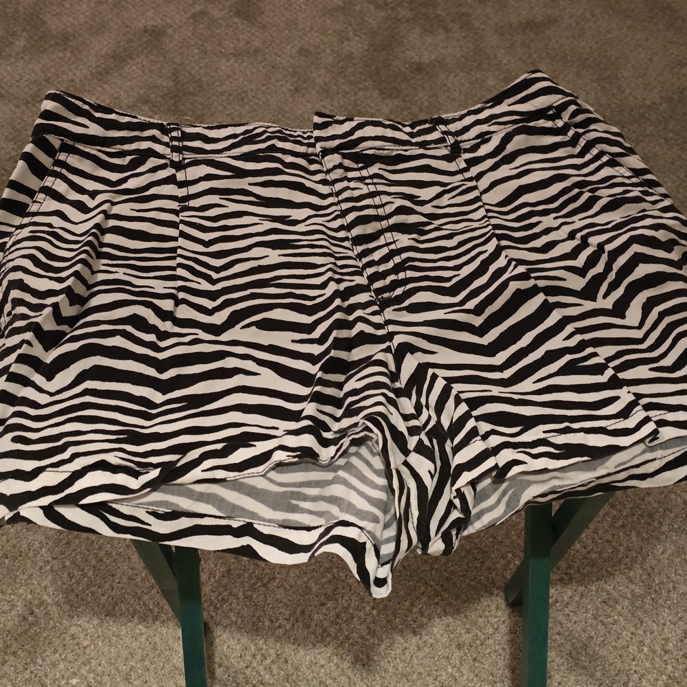 LOFT Black and White Striped Shorts